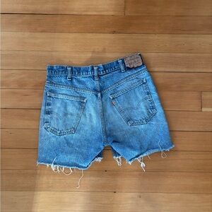 1979 vintage Levi’s 517 blue cut off shorts mid thigh